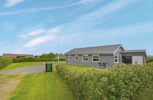 Vinderup House | Awesome home in Vinderup with WiFi