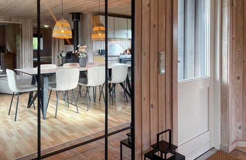 Vinderup House | Awesome home in Vinderup with WiFi