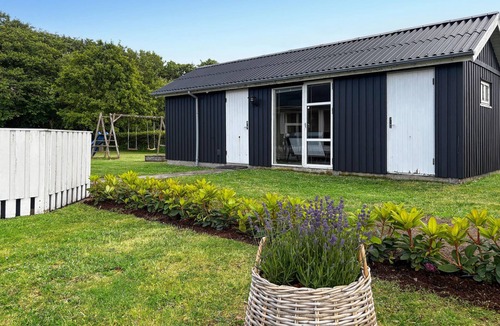 Vinderup House | Awesome home in Vinderup with WiFi