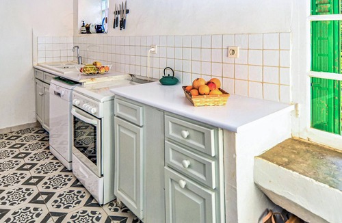 Violes House | Awesome home in Violès