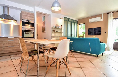 Violes House | Awesome home in Violès with WiFi