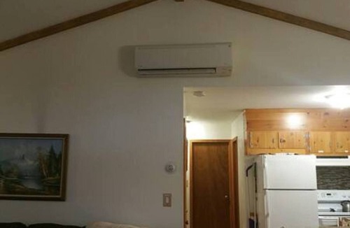 Long Pond Ski Chalet | Awesome HotTub,Pool,Firepit,Jacuzzi,Ev Charger