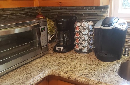 Long Pond Ski Chalet | Awesome HotTub,Pool,Firepit,Jacuzzi,Ev Charger