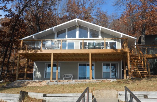 Gravois Mills House | Awesome Lake View and Great Sunsets!