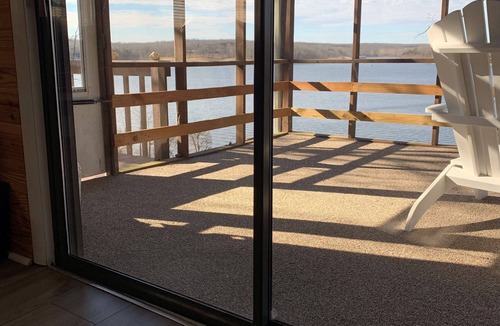 Pittsburg House | Awesome Lakefront Home With Panoramic Views And A Private Boat Dock
