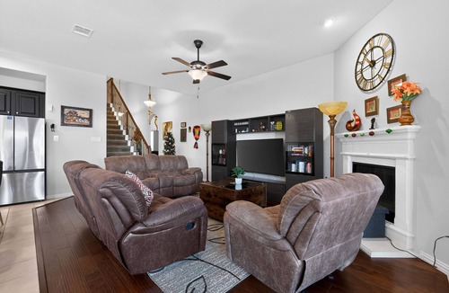 Little Elm House | Awesome Little Elm 3BR Home Near Lake Lewisville