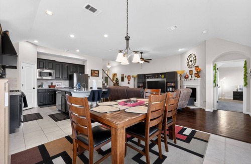 Little Elm House | Awesome Little Elm 3BR Home Near Lake Lewisville