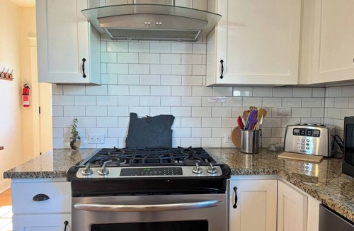 Alberta Arts District House | Awesome location, Lovely 5BR Alberta Arts District