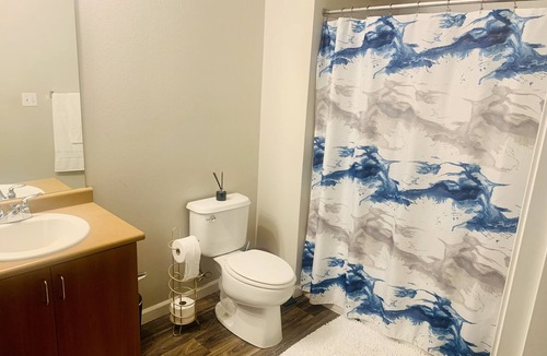 Renton Apartment | Awesome Location! Nice home!