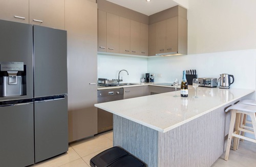 Bongaree Apartment | Awesome, modern, open-plan 3rd floor (with lift) unit with stunning water views.