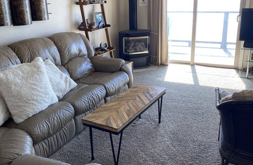 La Selva Beach House | Awesome oceanfront on the Sand!