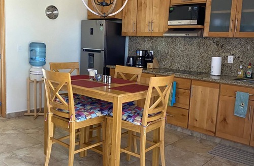 El Sargento Villa | Awesome Villa 2 Chic Pool & Hot Tub