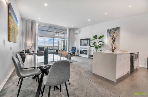 Auckland Central Business District Apartment | AWSA On the Water Luxury (4021)