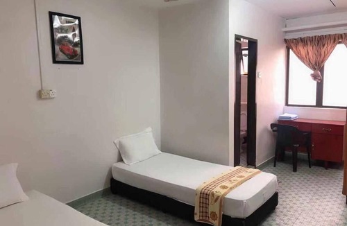 Taman Sri Maharani Hostel | Axlink Global Homestays