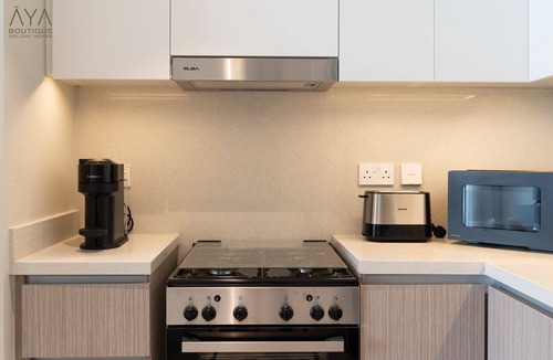 Dubai Apartment | Aya - Outstanding 1BR Apartment With Amazing Creek Views