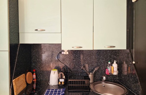 Gambetta Apartment | Aya`s Studio with Balcony