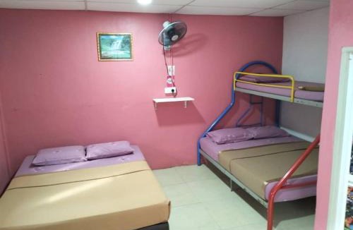 Kampung Pasir Hantu Hostel | Ayah Perhentian