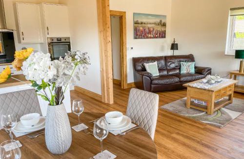 Pattiswick House | Aylesbury Lodge