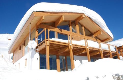 Wiler Ski Chalet | Ayoba