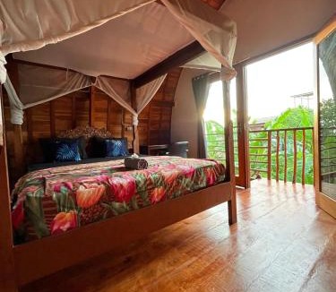 Mendoyo House | Ayolah surf House