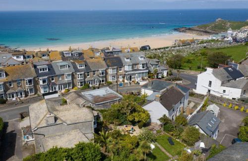 St Ives House | Ayr Farmhouse