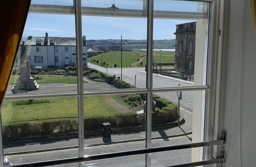 Ayr Apartment | Ayr Holiday Apartment