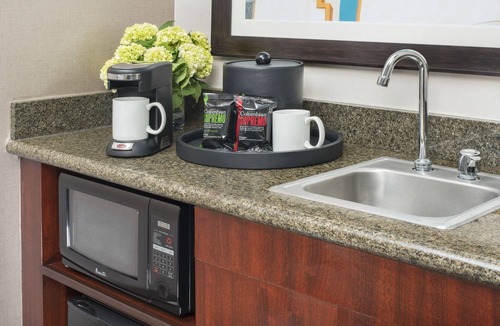 Platinum Triangle Hotel | Ayres Hotel Anaheim