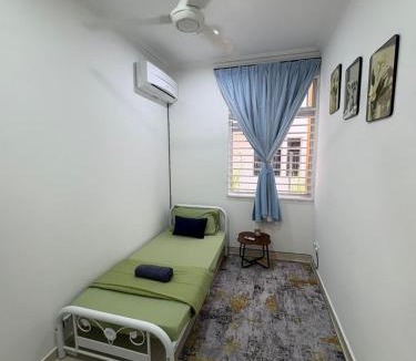 Kampung Jelatang House | Az homes AG