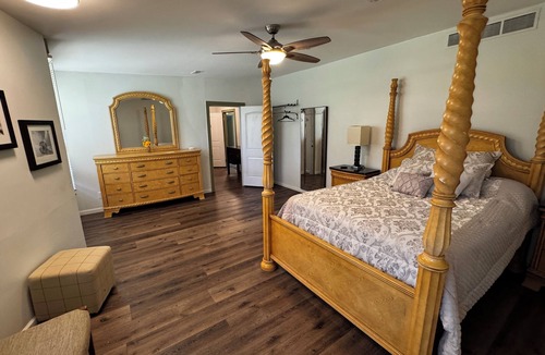 Goldman Cabin | Azaria Lodge located on Oak Valley Golf Course and Resort