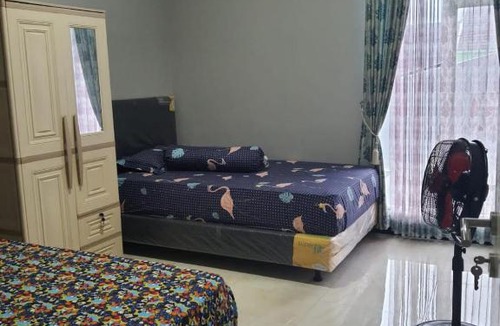 Malang House | Azizah Homestay