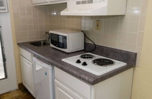 Wildwood Crest Hotel | Aztec Motel