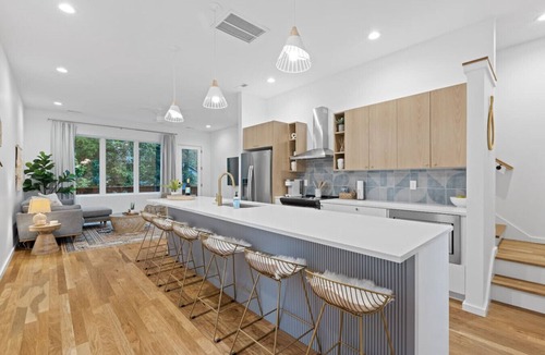 East Ridge House | Azul - An Atomic Ridge Home