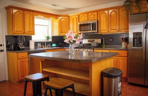 Skies West House | Azul Oasis - No house guest without prior approval from host.
