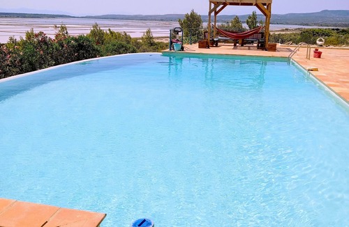 Port-la-Nouvelle House | Azure blue stopover