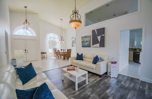 Greenview Shores House | Azure House