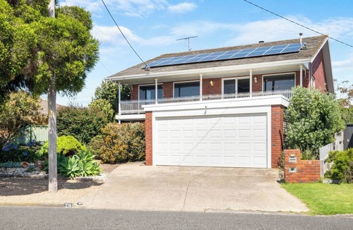 Clifton Springs House | Azure Majesty Cliftons Grand Waterfront Haven