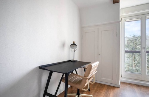 Wipkingen Apartment | Azure Suite - Free Parking - Helle 3-BR Wohnung