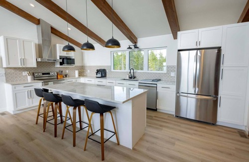 Northern Bruce Peninsula Cottage | Azure Vista: Lakefront | Game room | Hot tub