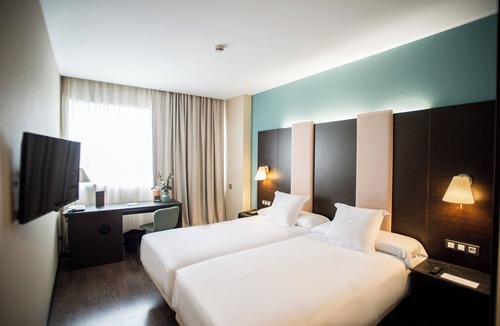 Berrioplano Hotel | AZZ Pamplona Norte
