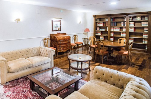 Penafiel Hotel | AZZ Peñafiel Las Claras Hotel & Spa