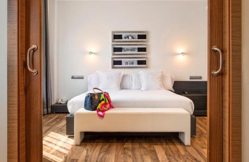 Paterna Hotel | AZZ Valencia Táctica Hotel