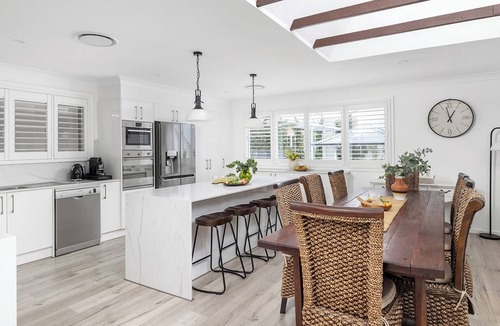 Nelson Bay House | Azzurra - Huge Elevated Deck and Glorious Water Views