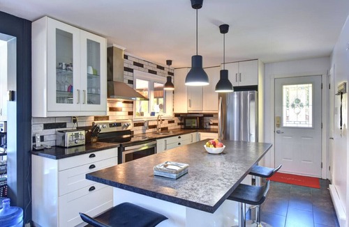 Nominingue Ski Chalet | Bécassines | Private Spa | Billiards | Waterfront