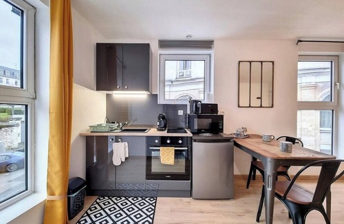 Quartier Pasteur Apartment | Bérénice vue préfecture tout confort