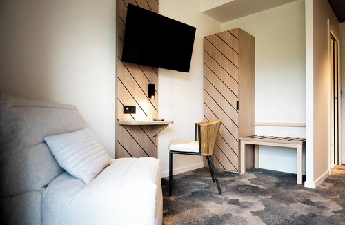 Ambronay Hotel | Bô Hôtels Ambronay