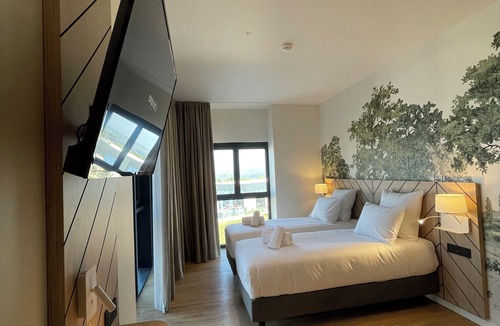 Ambronay Hotel | Bô Hôtels Ambronay