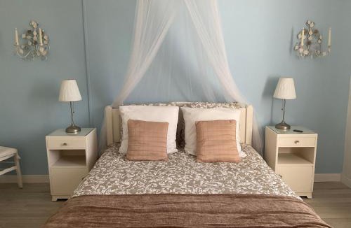 Saint-Pierre-du-Chemin Bed & Breakfast | B&B at 3 La Brionniere