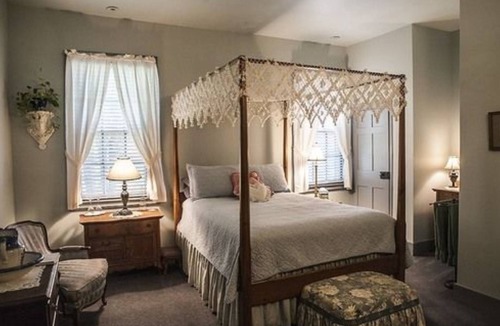 Canandaigua Bed & Breakfast | B&B at Oliver Phelps