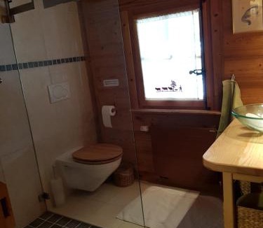 Vers L'Eglise Bed & Breakfast | B&B Chalet la Croisée