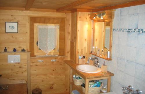 Vers L'Eglise Bed & Breakfast | B&B Chalet la Croisée